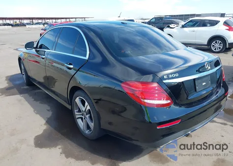 2019 Mercedes-Benz E 300 из США, поврежденный, VIN WDDZF4JBXKA549463